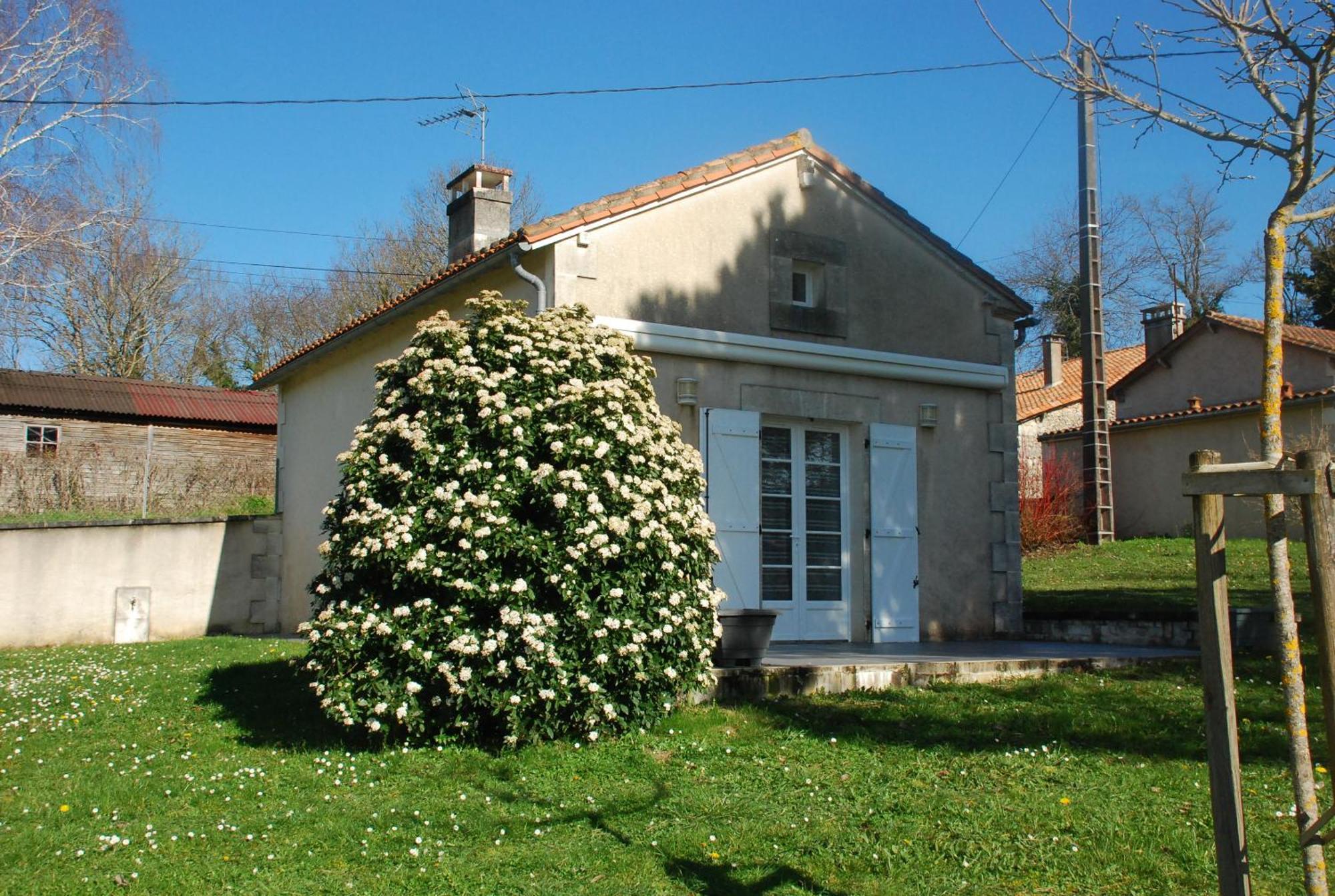 Coquette Maison Tocane-Saint-Apre Exterior photo